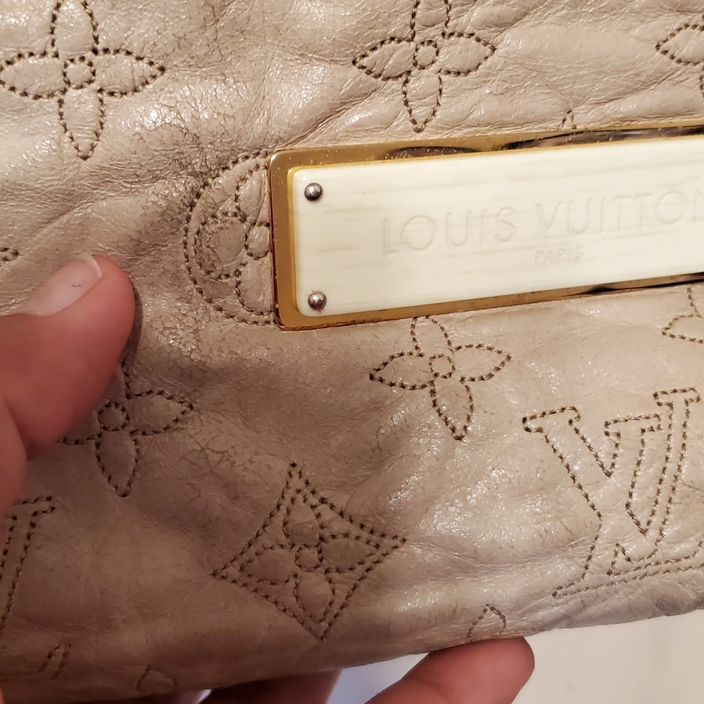 Louis Vuitton Olympus Sholder Handbag - Picture 10 of 15